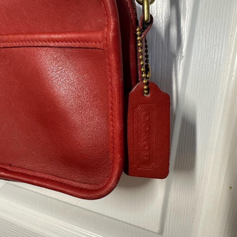 Vintage Coach Carnival Red Leather Crossbody Bag - Picture 2 of 7